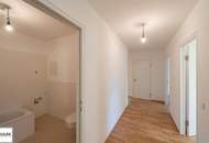 Wohnen in Hirschstetten: großzügige Familien Wohnung (4 Zimmer) mit Balkon und Grünblick - ab 1.7.(!)