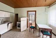 LANDHAUS mit Innenhof + GARTENPARZELLE in BW mit Garagengebäude