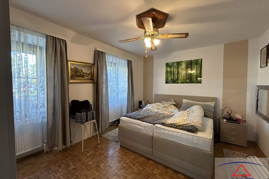 Ehemaliger Bauernhof mit riesigem Platzangebot und großem Nebengebäude!, Haus-kauf, 3752 Horn