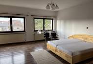Gemütliches Stadthaus mit Garten, großer Terrasse, Balkon.....