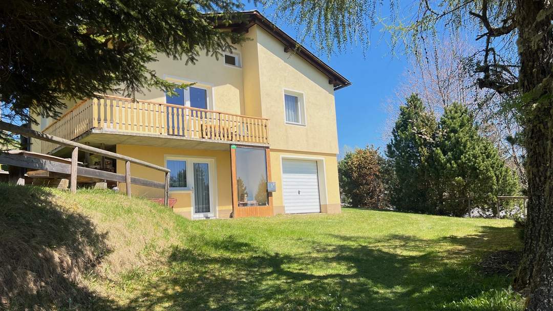 Neu saniertes Ferienhaus in Ruhelage mit Fernsicht auf der Hochrindl (Provisionsfrei)