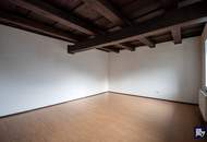 Sanierungsbedürftiges Einfamilienhaus zentral gelegen! (Provisionsfrei)