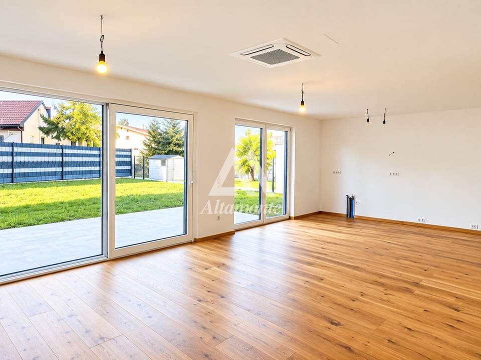 Doppelhaus auf Eigengrund - Modern, komfortabel, zukunftsorientiert !
