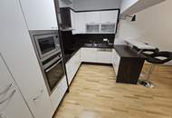 Familienhit! Traumhafte 4 - Zimmer Wohnung mit 63 m² südseitiger Terrasse und Carport