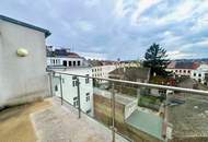 ++ NEU ++ HELLE ZWEI Zimmer mit TERRASSE - Altbau