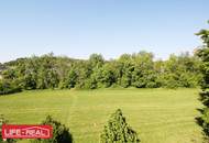 Helle und großzügige 3,5-Zimmer-Wohnung mit Blick ins Grüne