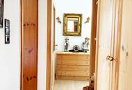 Ein prachtvoller Wintergarten bietet eine ganzjährige Verbindung zur Natur - großes Einamilienhaus in begehrter Lage in St. Pölten (Wagram)