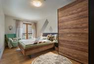 Miete: Neuwertige Dachgeschosswohnung