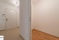 Wohnen in Hirschstetten: großzügige Familien Wohnung (4 Zimmer) mit Balkon und Grünblick - ab 1.7.(!)