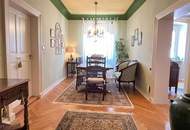 Weitra: Wohn- und Geschäftshaus mit einzigartiger Fassade