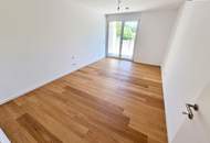 Ein Platz, der mehr kann als wohnen. Geniale Neubauwohnung mit WOW-Effekt! Riesiger Balkon und Terrasse + Privater Dachgarten + Grün wohin das Auge reicht + Luftwärmepumpe!