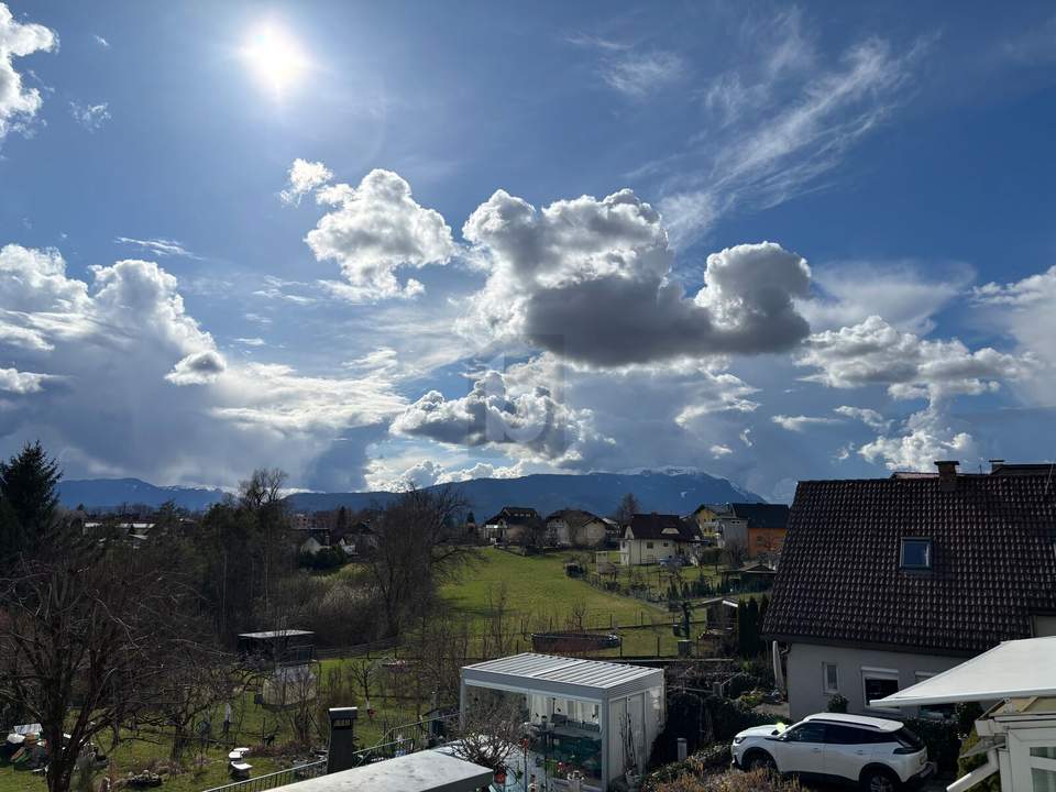 EINE FLÄCHE ZUM BAUEN MIT UNENDLICHEN MÖGLICHKEITEN!