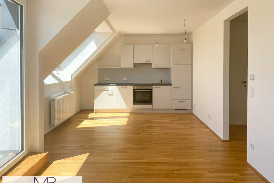 Wunderschöne 2-Zimmer Dachgeschosswohnung, Nibelungenviertel, Nähe Lugner City und Bundesportzentrum Schmelz, Wohnung-miete, 1.397,70,€, 1150 Wien 15., Rudolfsheim-Fünfhaus