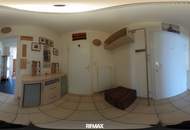 Ansprechende Wohnung mit Loggia und Garagenparkplatz