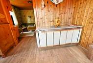 Renovierungsbedürftiges Landhaus mit Pool , Grundfläche 1.594 m² Renovierung und Schönheitsreparaturen sind erforderlich, dennoch sofort beziehbar!