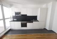 UNBEFRISTET - tolle Loggia - Helle 5-Zimmer Neubau Maisonette-Wohnung mit separater Küche, Lift, Gartennutzung und Garagenplatz optional
