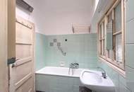 Sanierungsbedürftige DG-Wohnung mit Potential (bis 215m²) - Nähe U3 und U4