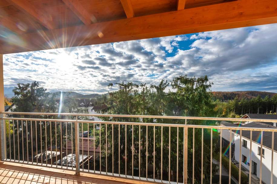 Neubau mit Qualität: Helle Wohnung mit großer, überdachter Terrasse, Wohnung-miete, 965,00,€, 4663 Gmunden