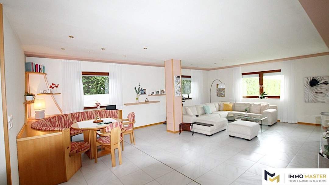 Wohnen auf 1000 m² barrierefreier Fläche, Bungalow in Trumau mit uneinsehbarem Garten