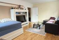 Charmante 2 Zimmer Wohnung mit Potenzial zur 3 Zimmer Lösung