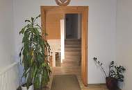 Großes Haus für Visionäre in Aussichtslage (Buschenschank, Weingärten)