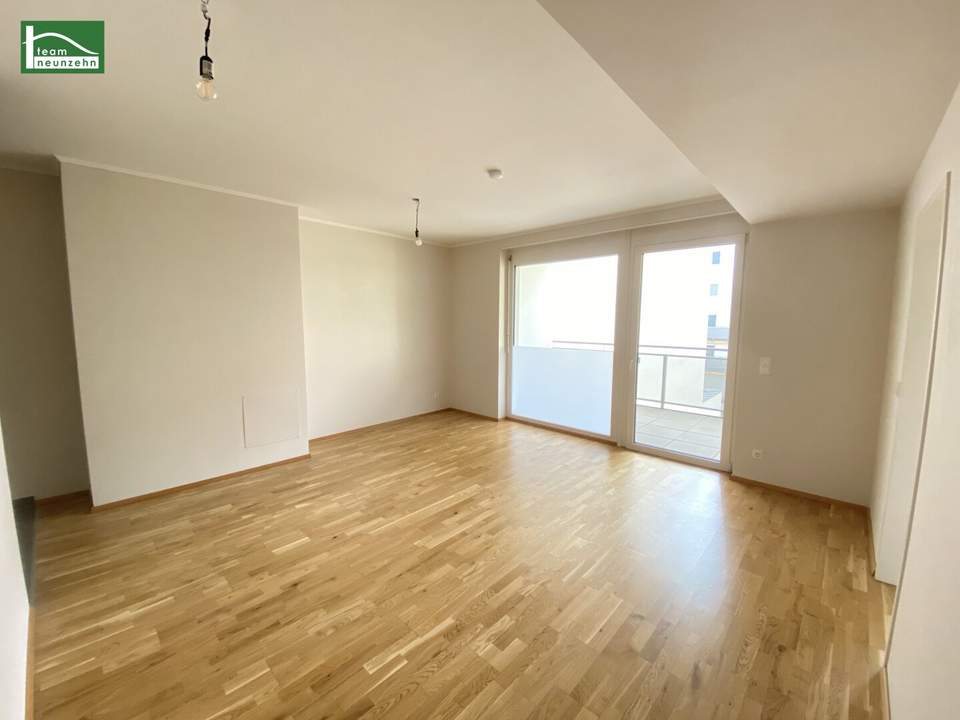 Hofseitige 2-Zimmer Wohnung mit großem Balkon und Abendsonne! Nahe S-Bahn und Schwechat Zentrum