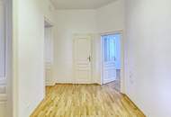 Büro: Stilvolles Altbauobjekt mit Klopfbalkon beim Währinger Schubertpark!