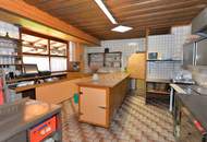 TRADITIONSREICHER WINZERHOF MIT PENSION &amp; HEURIGEN IN BESTER WACHAUER LAGE