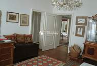 Stilvolle, elegante Altbauwohnung, zentral gelegen mit Gemeinschaftsgarten