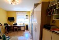 Wohnjuwel mit 2 Wohnungen (ca. 290 m² Wfl.), 2 Terrassen, Gartenareal mit Pool &amp; Poolhaus - Neuzeug