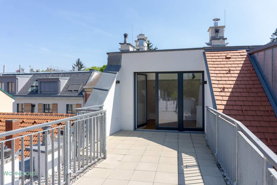 EIN BLICK AUF DIE SONNENSEITE, TERRASSENWOHUNG IN OBER ST. VEIT
