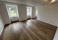 ERSTBEZUG nach RENOVIERUNG + BÜRO + SCHÖNER BLICK in den GARTEN!