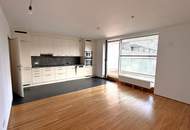 SCHÖNBRUNN VOR DER HAUSTÜRE - RUHIGE 3-ZIMMER-WOHNUNG MIT GARAGE UND SONNENBALKON