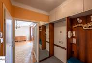 Bastiengasse 15: 3-Zimmer-DG-Wohnung mit separater Küche & gemütlicher, sonniger Terrasse