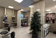 Moderner, komplett ausgestatteter Friseursalon