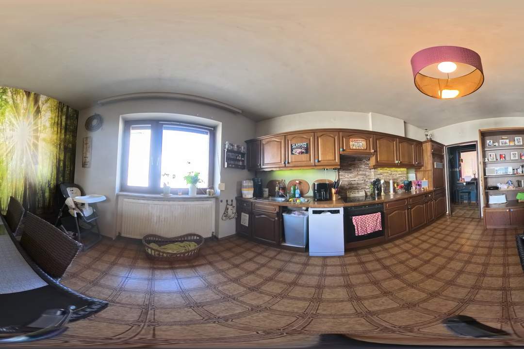 " Einfamilienhaus mit Ausbau- &amp; Grundstück mit Teilungspotenzial "