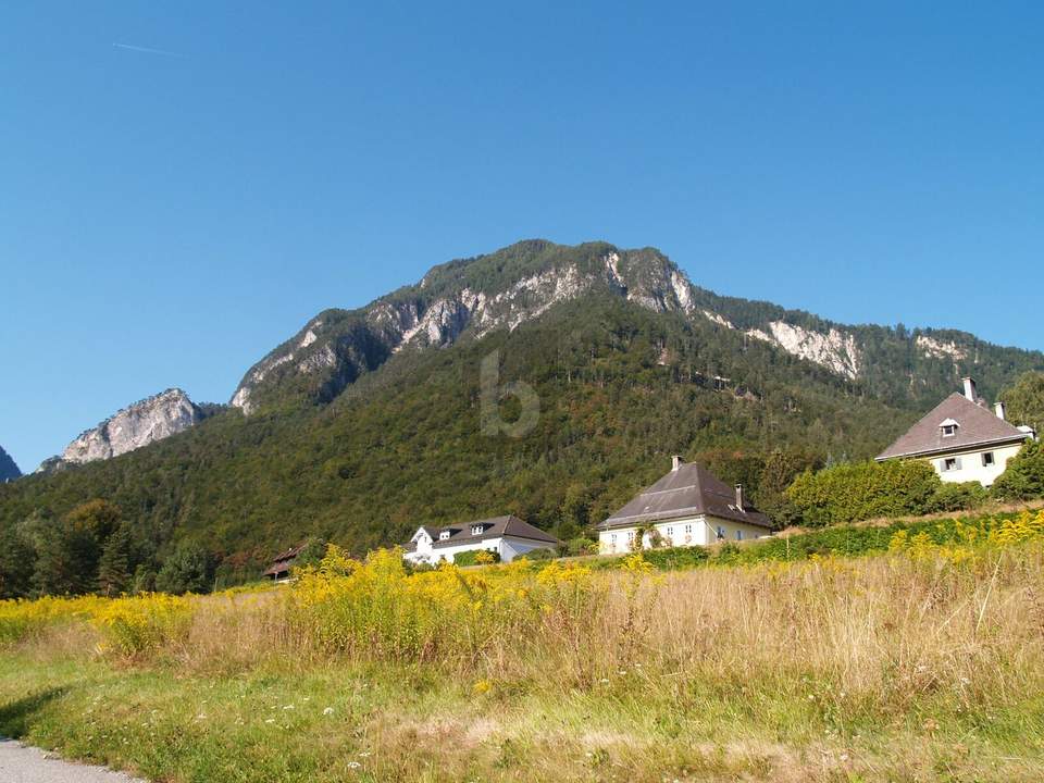 SONNIGES BAUGRUNDSTÜCK IN DER NÄHE DER KARAWANKEN