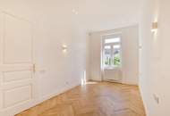 *** ERSTBEZUG DIREKT AM PARK - HELLER ALTBAU HOCHWERTIG SANIERT - ABSOLUTE RUHELAGE ***