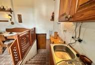 Ruhig gelegener, renovierter Weinkeller mit besonderem Flair!