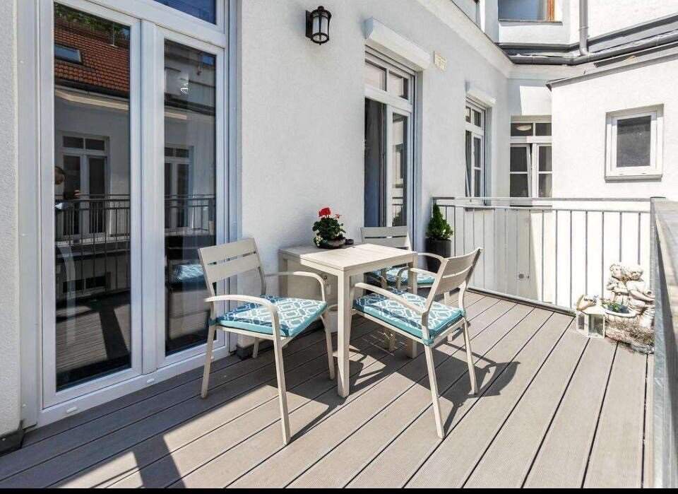 Entzückende Wohnung mit Balkon Nähe Westbahnhof!