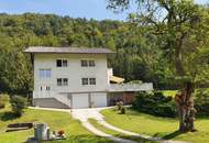 Zweifamilienwohnhaus mit Wohnrecht in idyllischer Einzellage des Alpenvorlandes