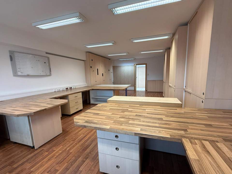 Büroräumlichkeiten im OG des Lagerhaus Loosdorf (zwei Büros)