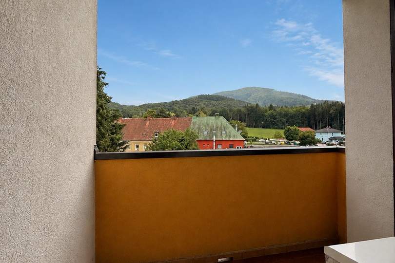 2-Zimmer-Wohnung im obersten Stock mit Lift, Loggia & Ausblick - Provisionsfrei, Wohnung-kauf, 96.000,€, 3160 Lilienfeld
