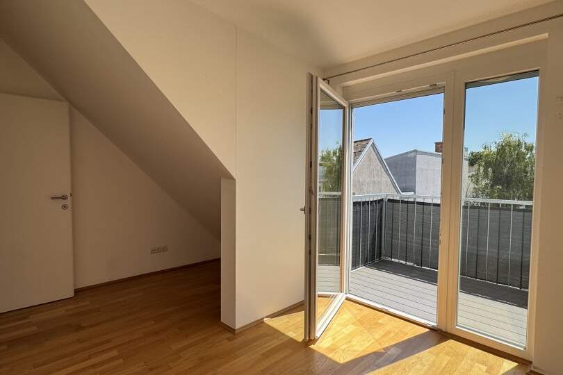 ***Moderne 2-Zimmer-Dachgeschosswohnung mit zwei Balkonen in Ruhelage nahe U1***, Wohnung-kauf, 290.000,€, 1220 Wien 22., Donaustadt