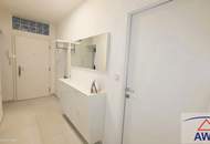 Schöne gepflegte Familienwohnung - Euro 4190.-/m²!