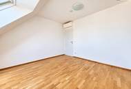 Über den Dächern Wiedens | Helle 2-Zimmer-Dachgeschosswohnung mit Terrasse & Klima | Jetzt Besichtigung sichern!