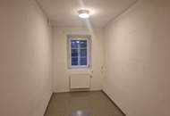 EHEMALIGE ROTES KREUZ ORTSSTELLE ALS STRASSENSEITIGE GEWERBEFLÄCHE, GESCHÄFTSLOKAL BZW. BÜRO IN BESTER FREQUENZLAGE