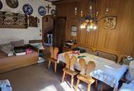 Großzügiges Einfamilienhaus mit Villencharakter in zentraler Wohnlage-Renovierungsbedürftig- aber mit Topsubstanz!
