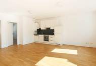 Sonnige DG-Wohnung mit Freifläche in ruhiger Lage!