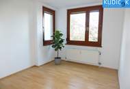 Helle Wohnung mit modernem Komfort und KFZ-Stellplatz Nahe Golf-Club Süßenbrunn